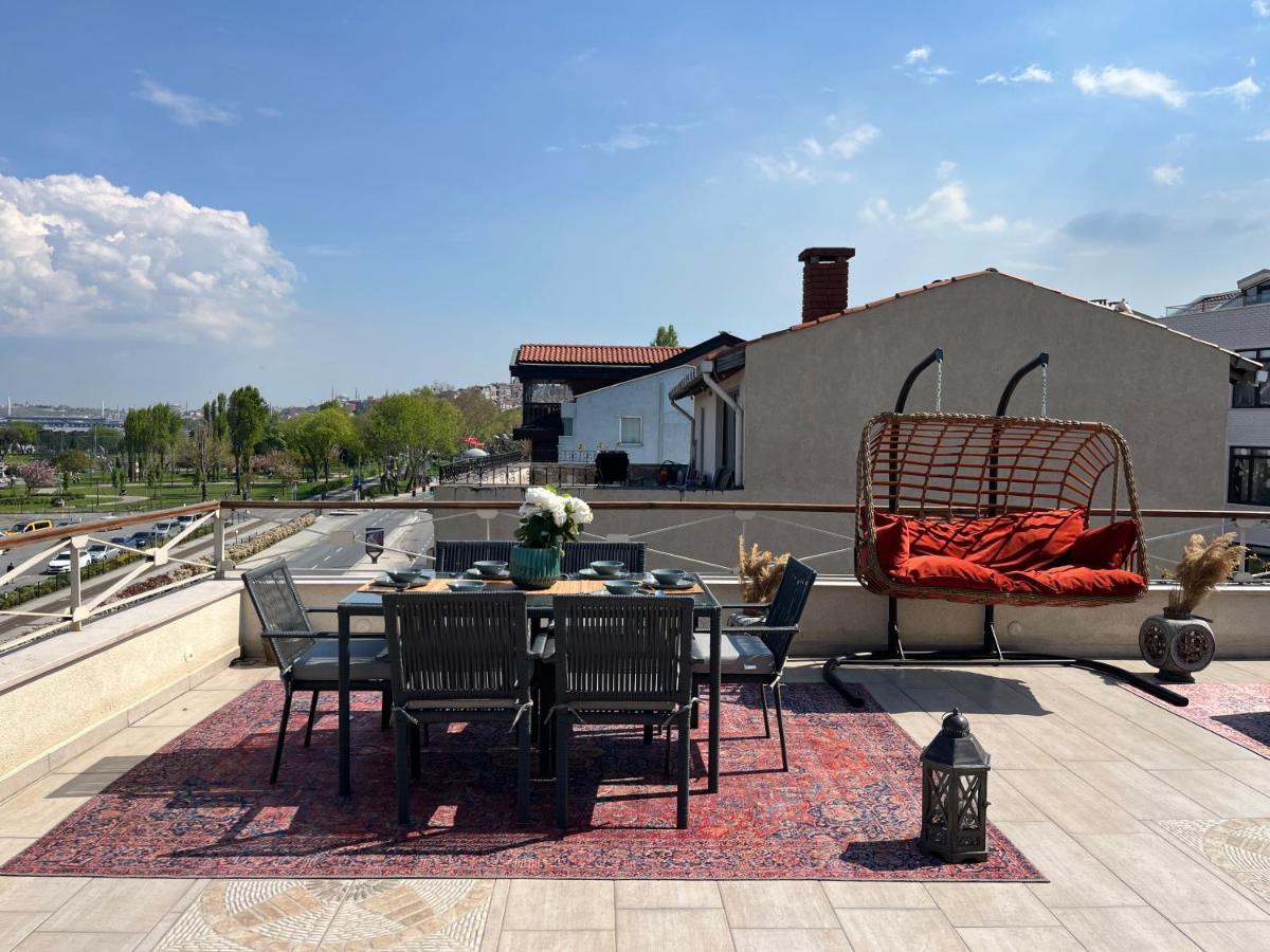 Waterfront Apartment By The Tram - Terrace With Dome & Golden Horn View In Fatih Κωνσταντινούπολη Εξωτερικό φωτογραφία