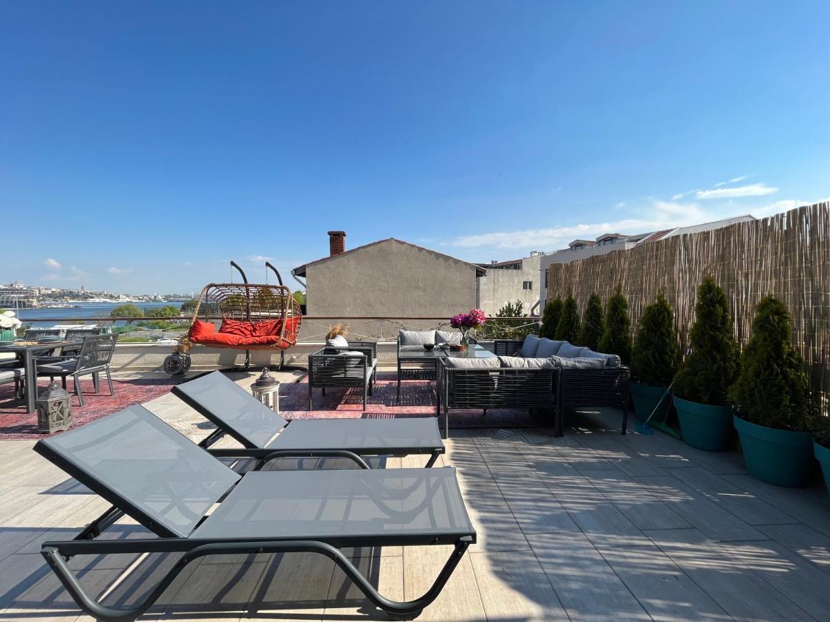 Waterfront Apartment By The Tram - Terrace With Dome & Golden Horn View In Fatih Κωνσταντινούπολη Εξωτερικό φωτογραφία